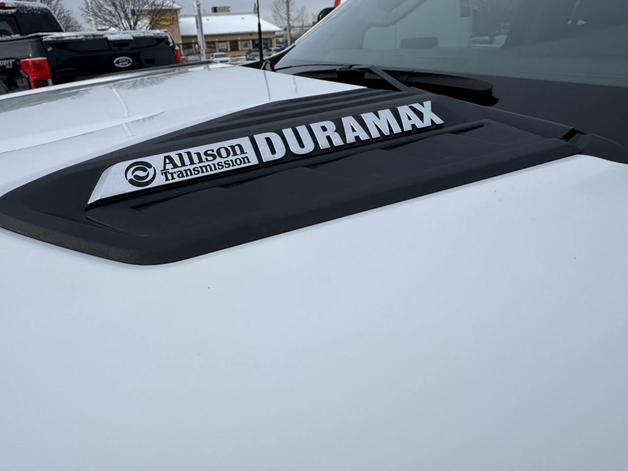 2024 Chevrolet SILVERADO 2500HD 4WD Crew Cab LT Z71 Diesel Photo