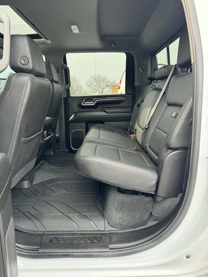 2024 Chevrolet SILVERADO 2500HD 4WD Crew Cab LT Z71 Diesel Photo