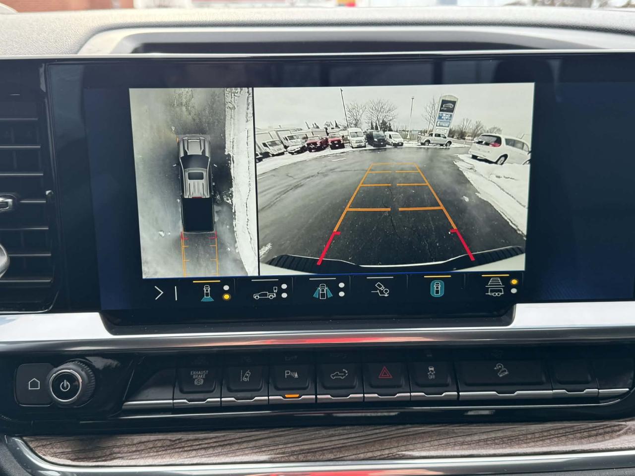 2024 Chevrolet SILVERADO 2500HD 4WD Crew Cab LT Z71 Diesel Photo