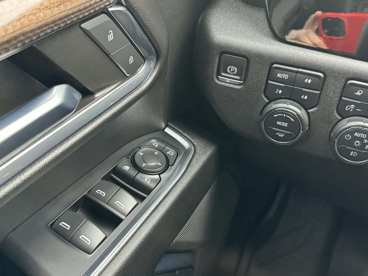 2024 Chevrolet SILVERADO 2500HD 4WD Crew Cab LT Z71 Diesel Photo