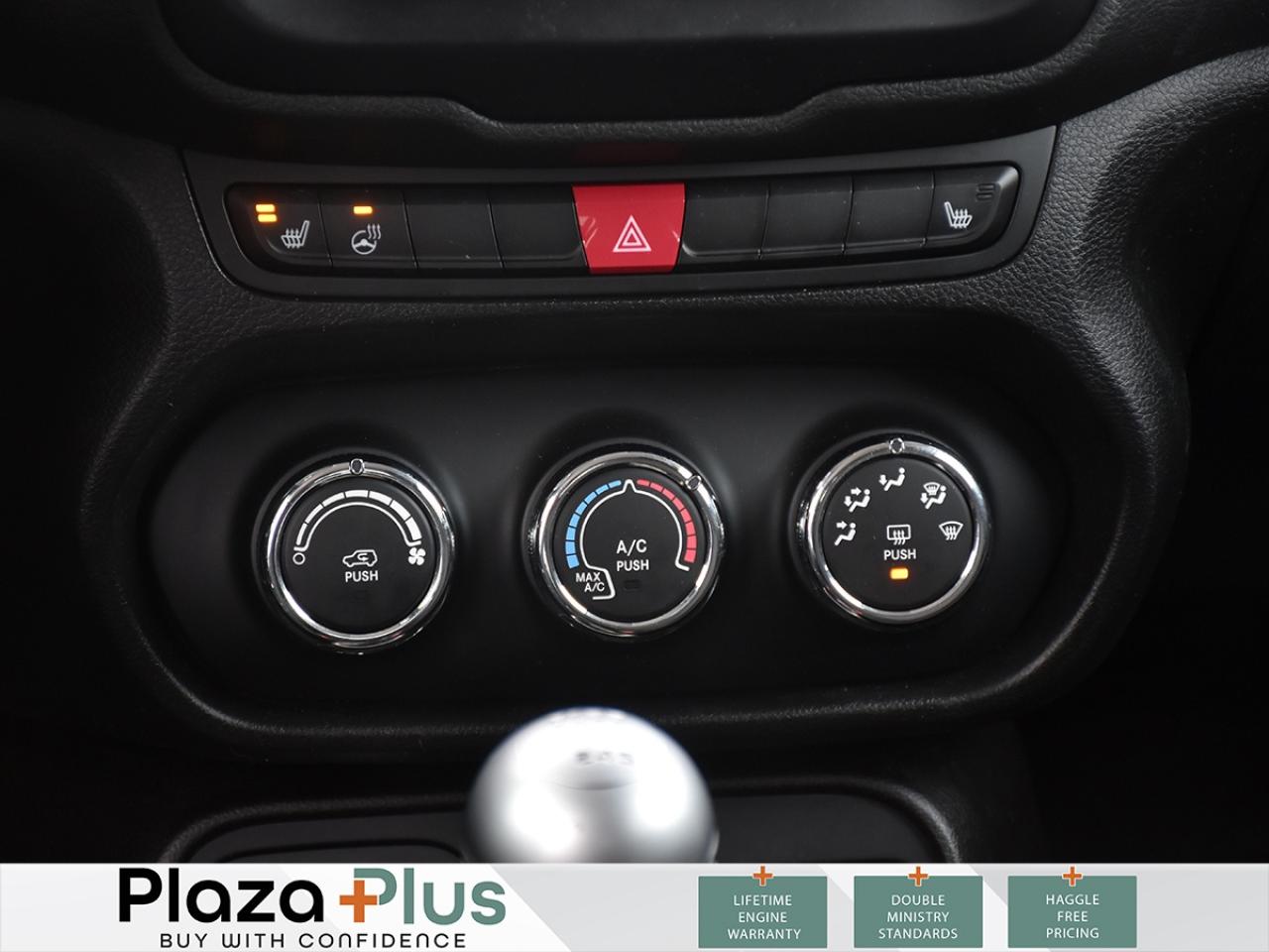 2016 Jeep Renegade NORTH Compact SUV   Reliable / Photo