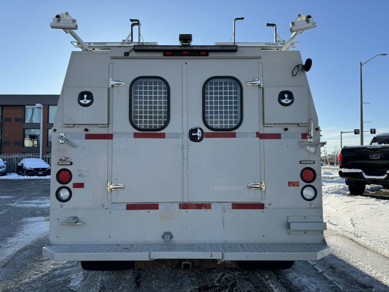 2015 Ford F-350 XLT UTILITY BOX Photo