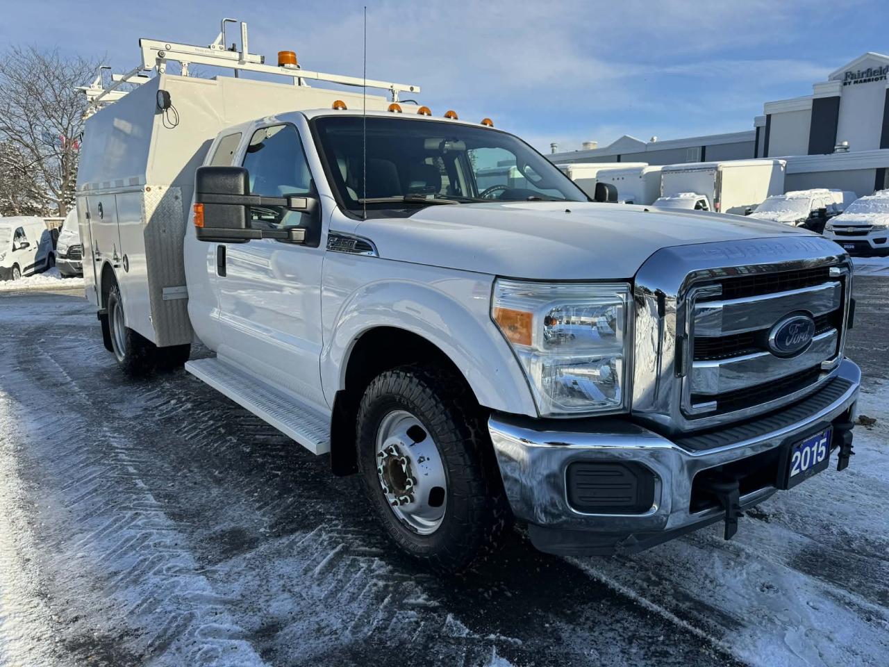 2015 Ford F-350 XLT UTILITY BOX Photo