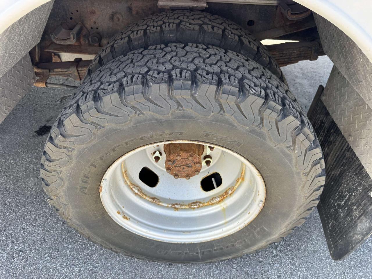 2015 Ford F-350 XLT UTILITY BOX - LOW KM - CERTIFIED Photo