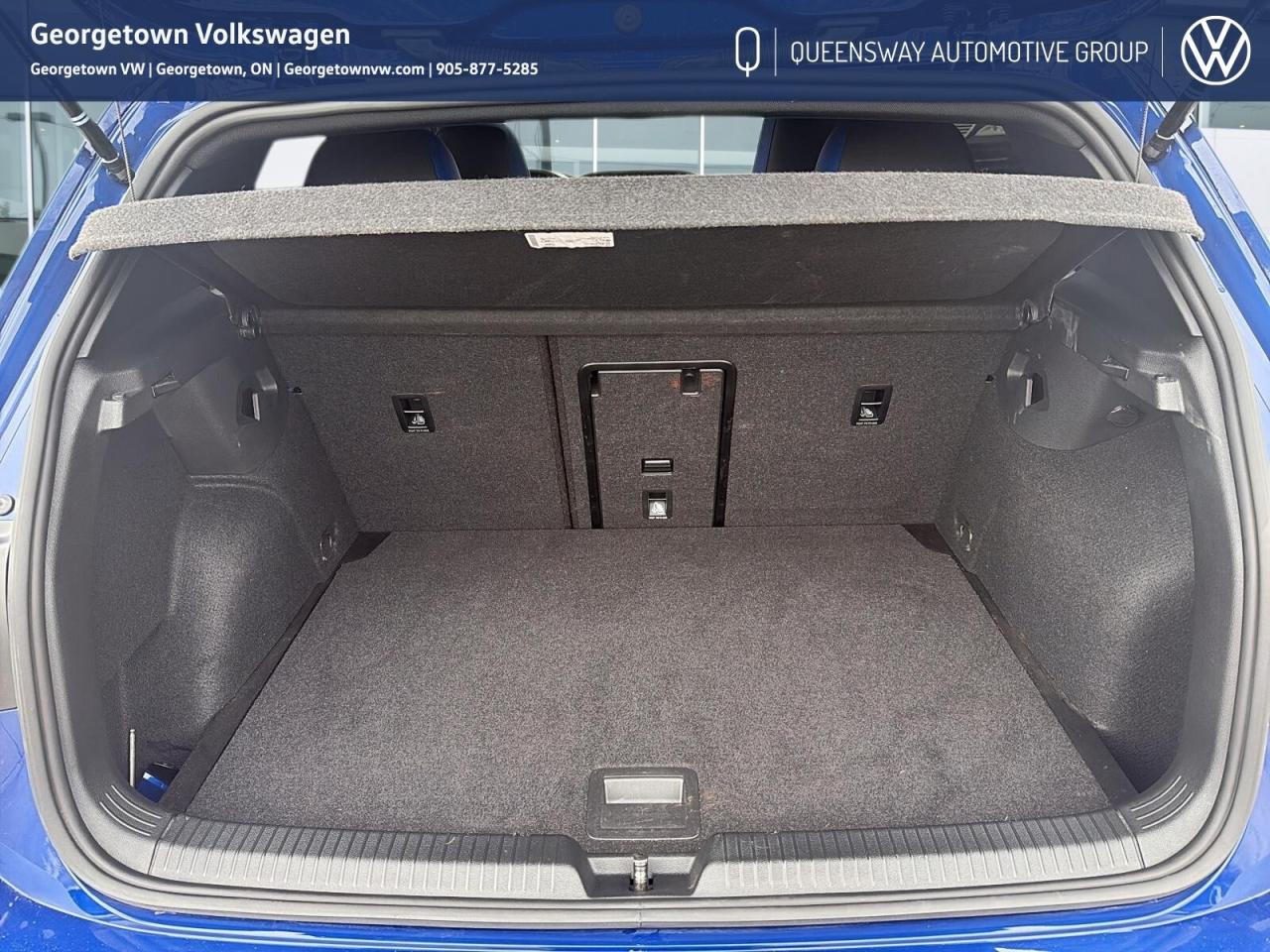 2024 Volkswagen Golf R Base Photo