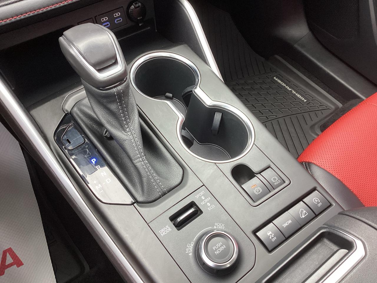 2022 Toyota Highlander XSE AWD Photo