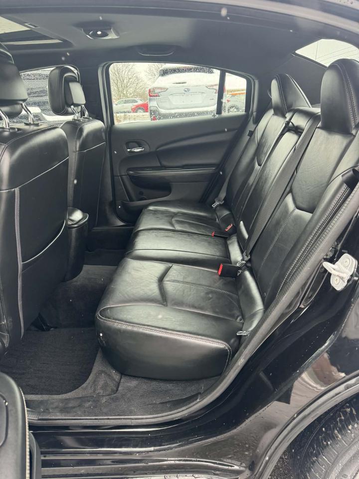 2013 Chrysler 200 4dr Sdn Limited Photo