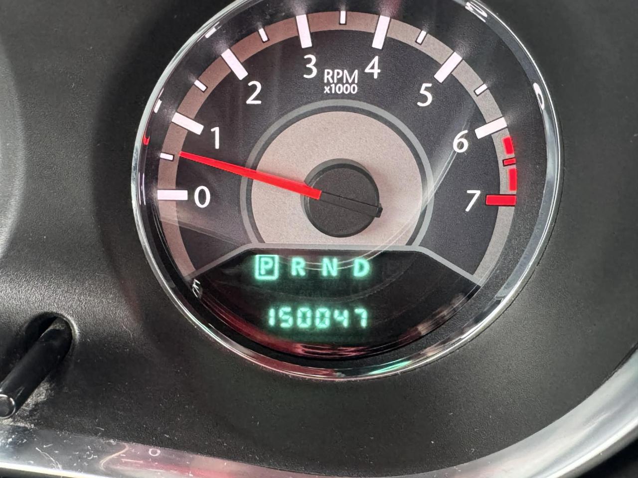 2013 Chrysler 200 4dr Sdn Limited Photo