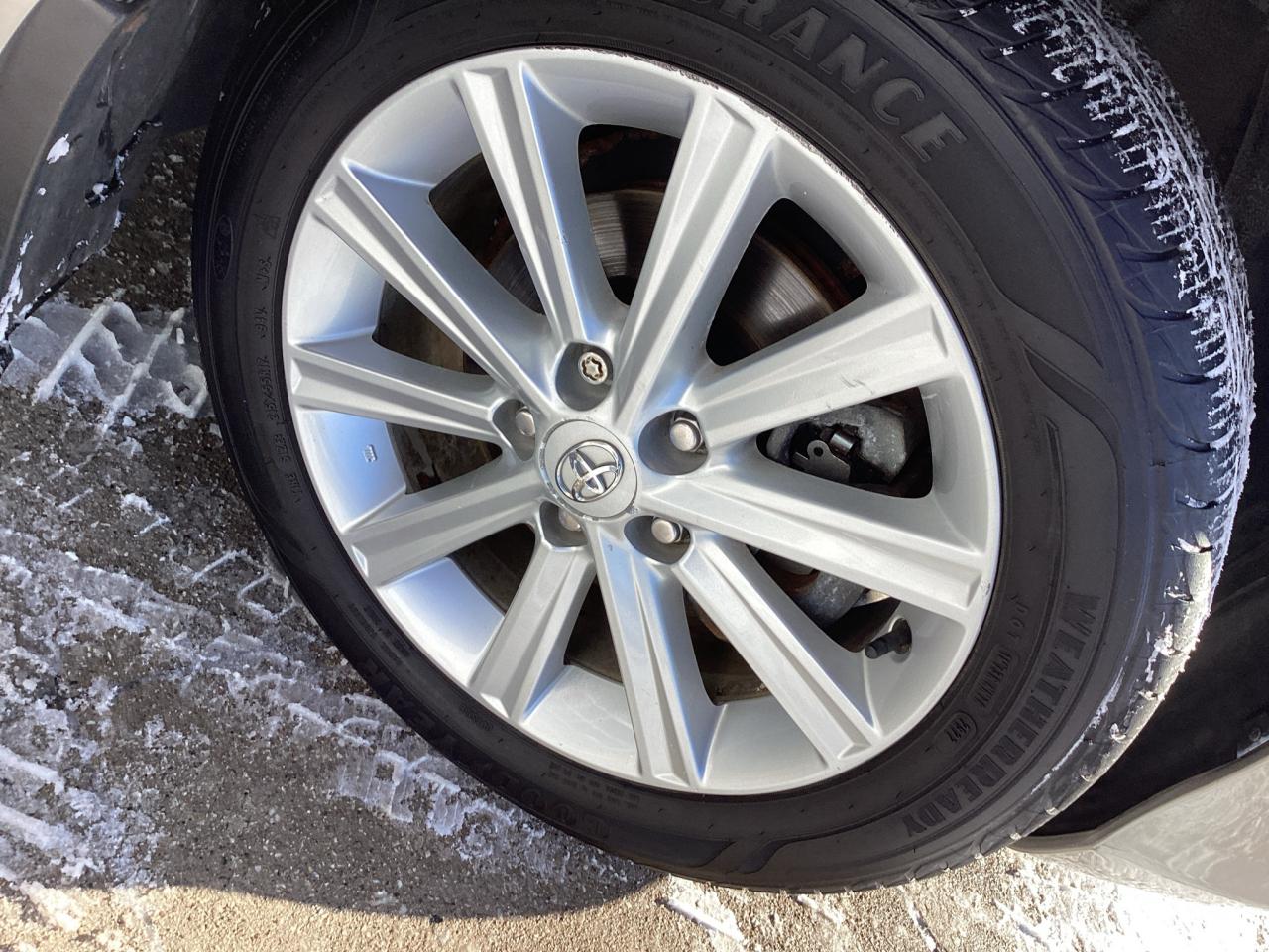 2014 Toyota Camry XLE Photo