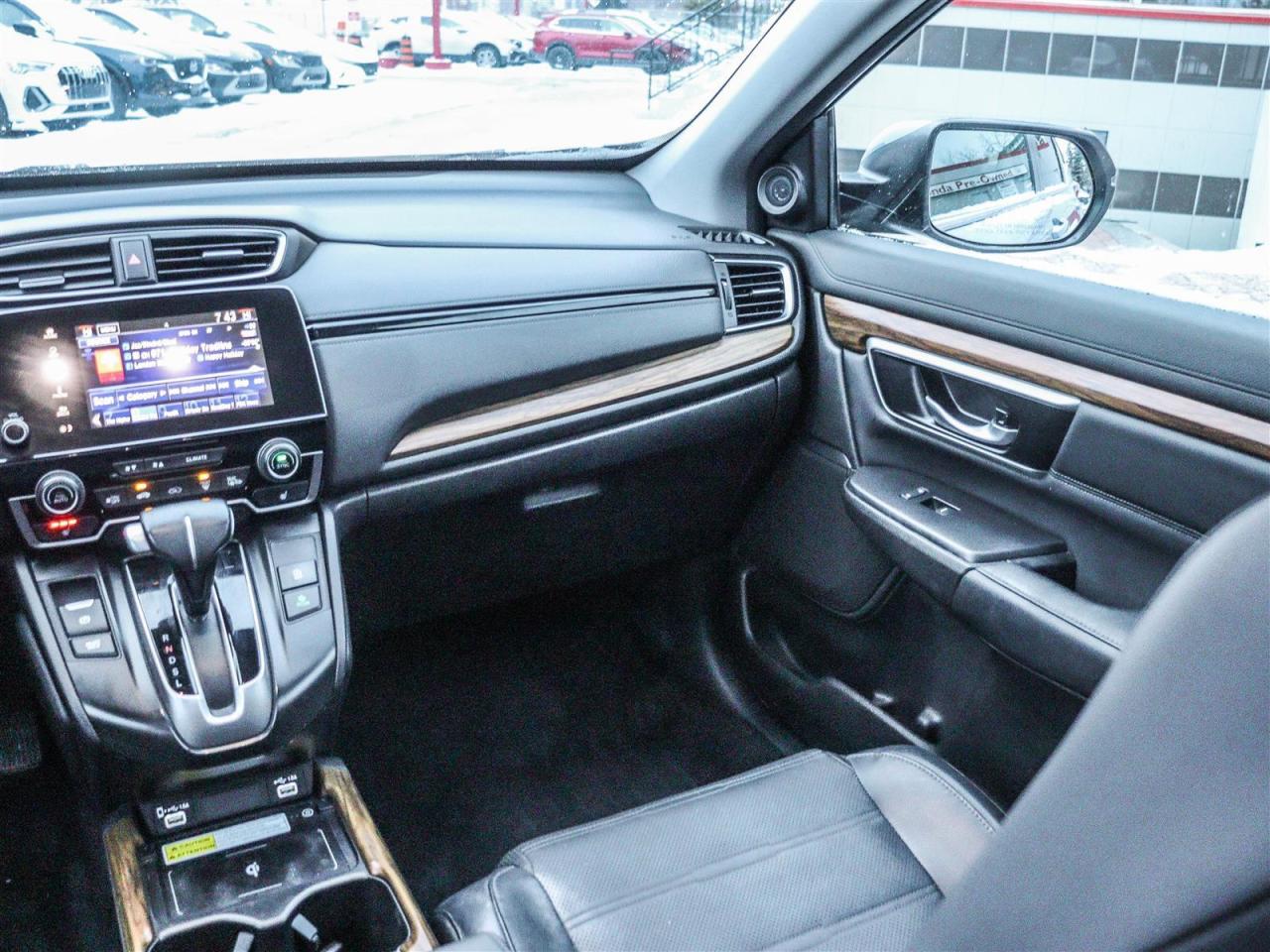 2022 Honda CR-V Touring LEATHER NAVI SUNROOF Photo