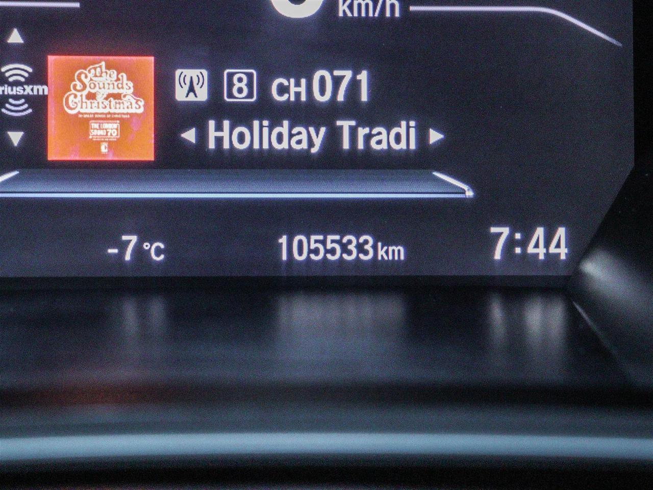 2022 Honda CR-V Touring LEATHER NAVI SUNROOF Photo