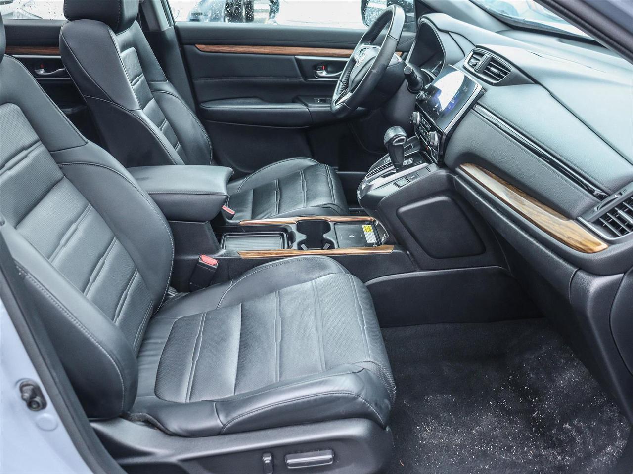 2022 Honda CR-V Touring LEATHER NAVI SUNROOF Photo