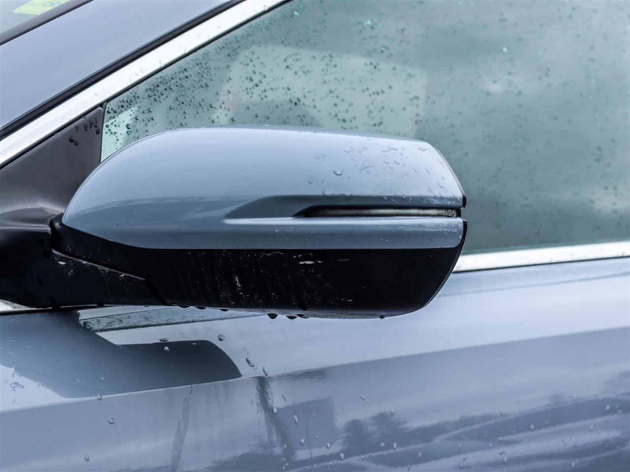 2022 Honda CR-V Touring LEATHER NAVI SUNROOF Photo