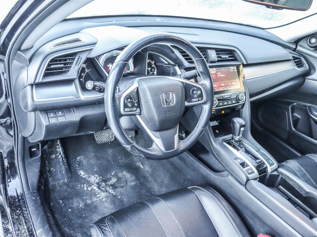 2016 Honda Civic TOURING LEATHER NAVI SUNROOF Photo