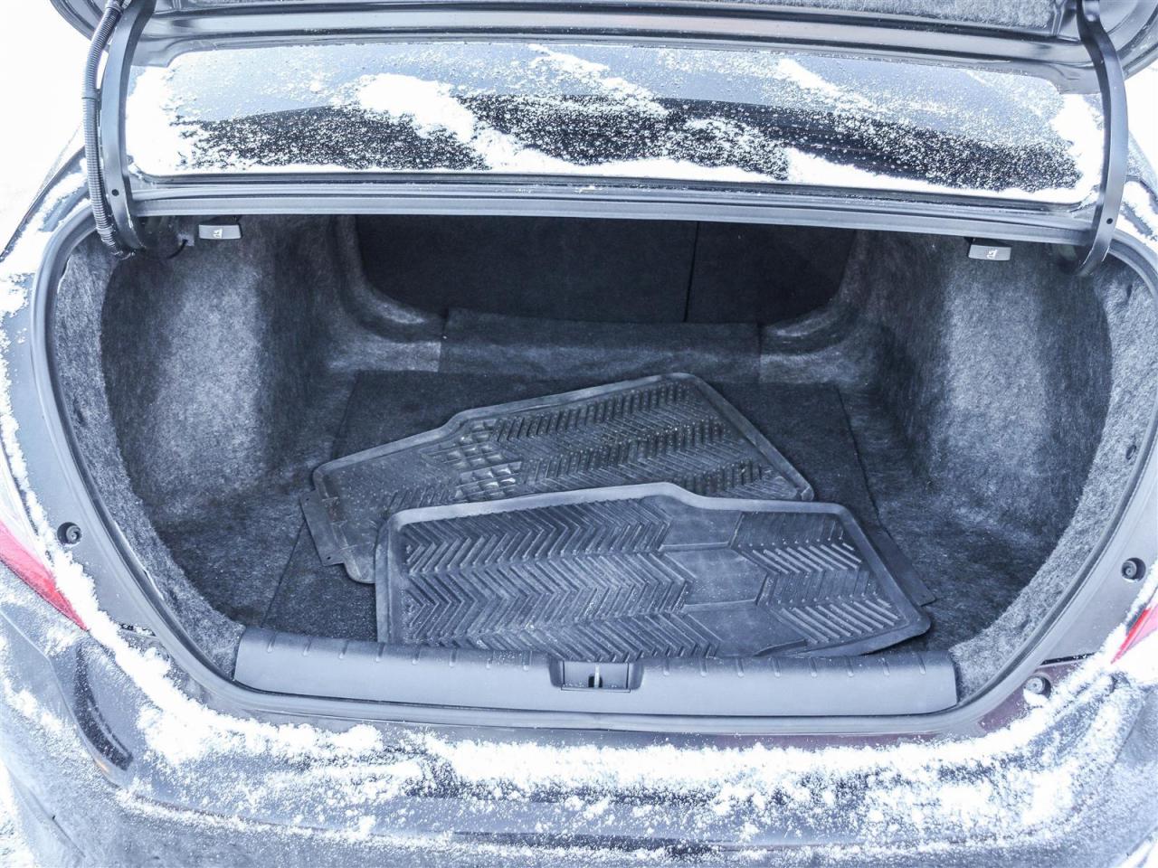 2016 Honda Civic TOURING LEATHER NAVI SUNROOF Photo