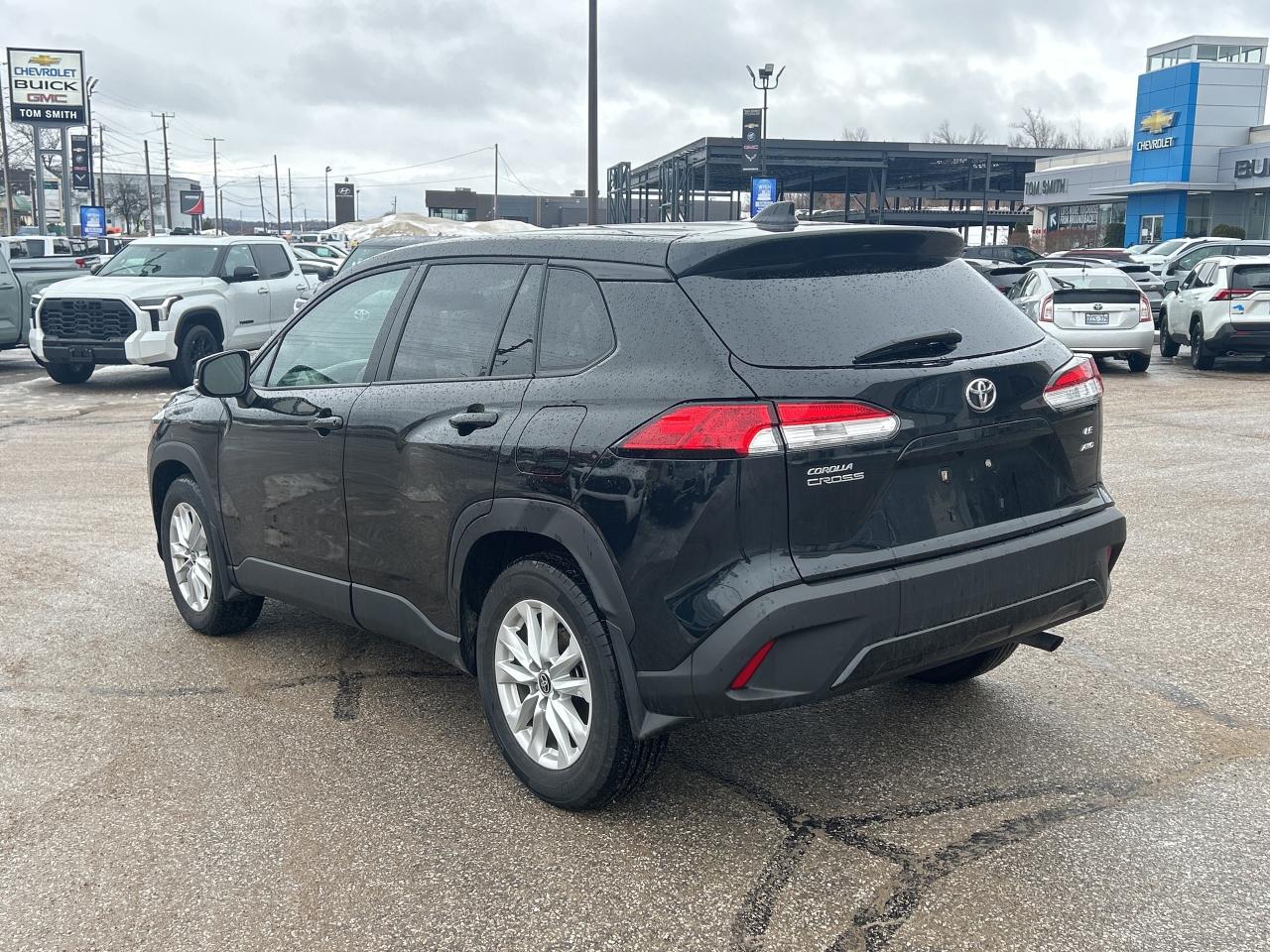 2023 Toyota Corolla Cross LE   Heated Steering Wheel   Front Heated Seats Photo2