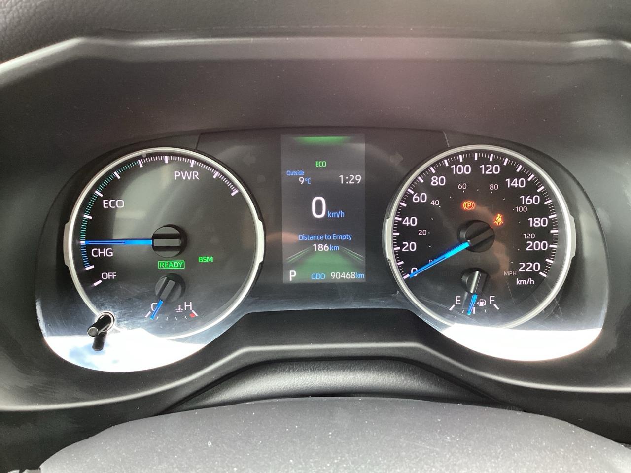 2022 Toyota RAV4 Hybrid XLE AWD Photo