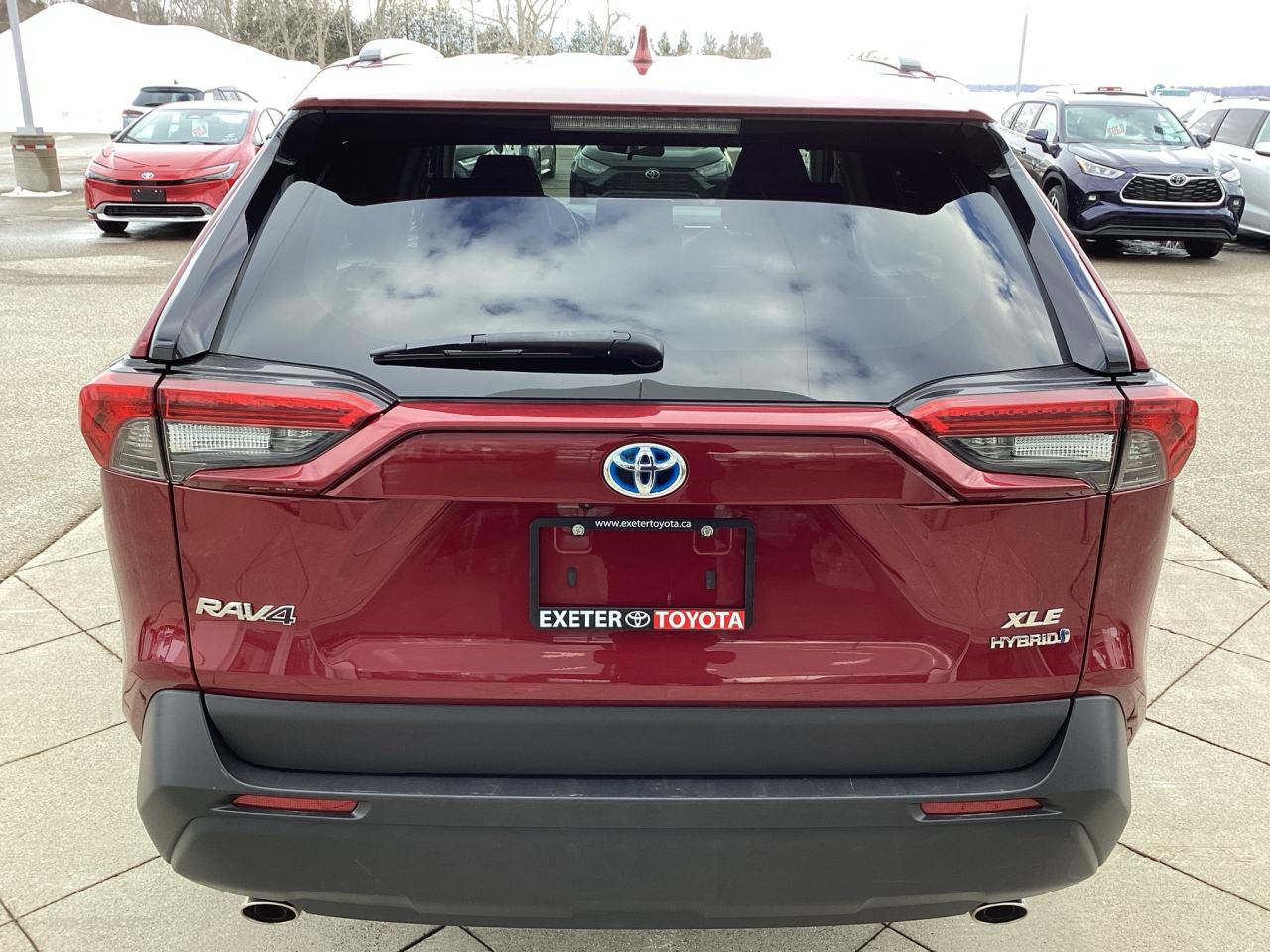 2022 Toyota RAV4 Hybrid XLE AWD Photo
