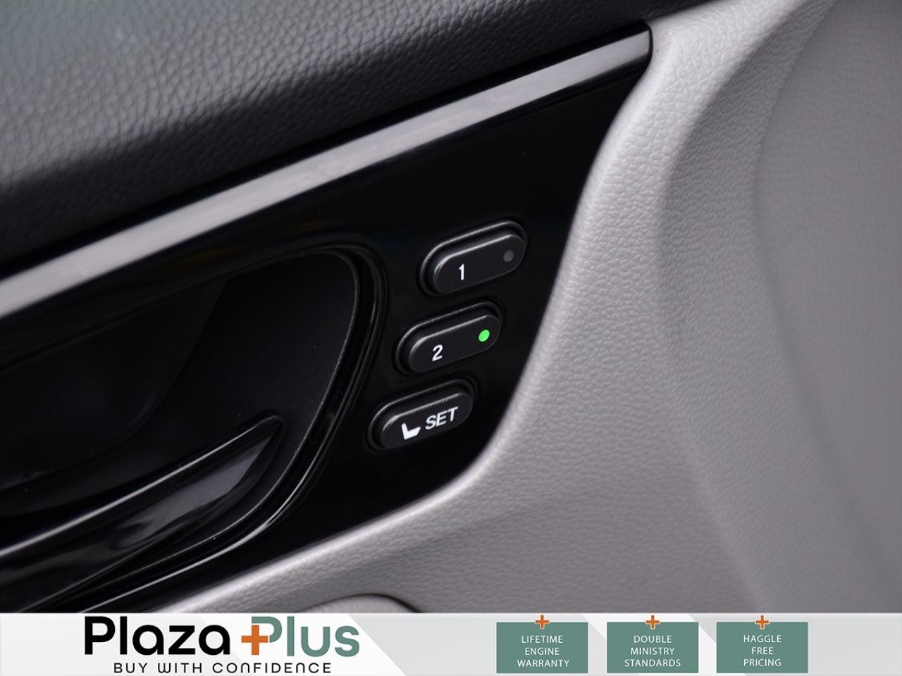 2019 Honda Odyssey Touring   Touring Comfort   Premium Feature / Photo