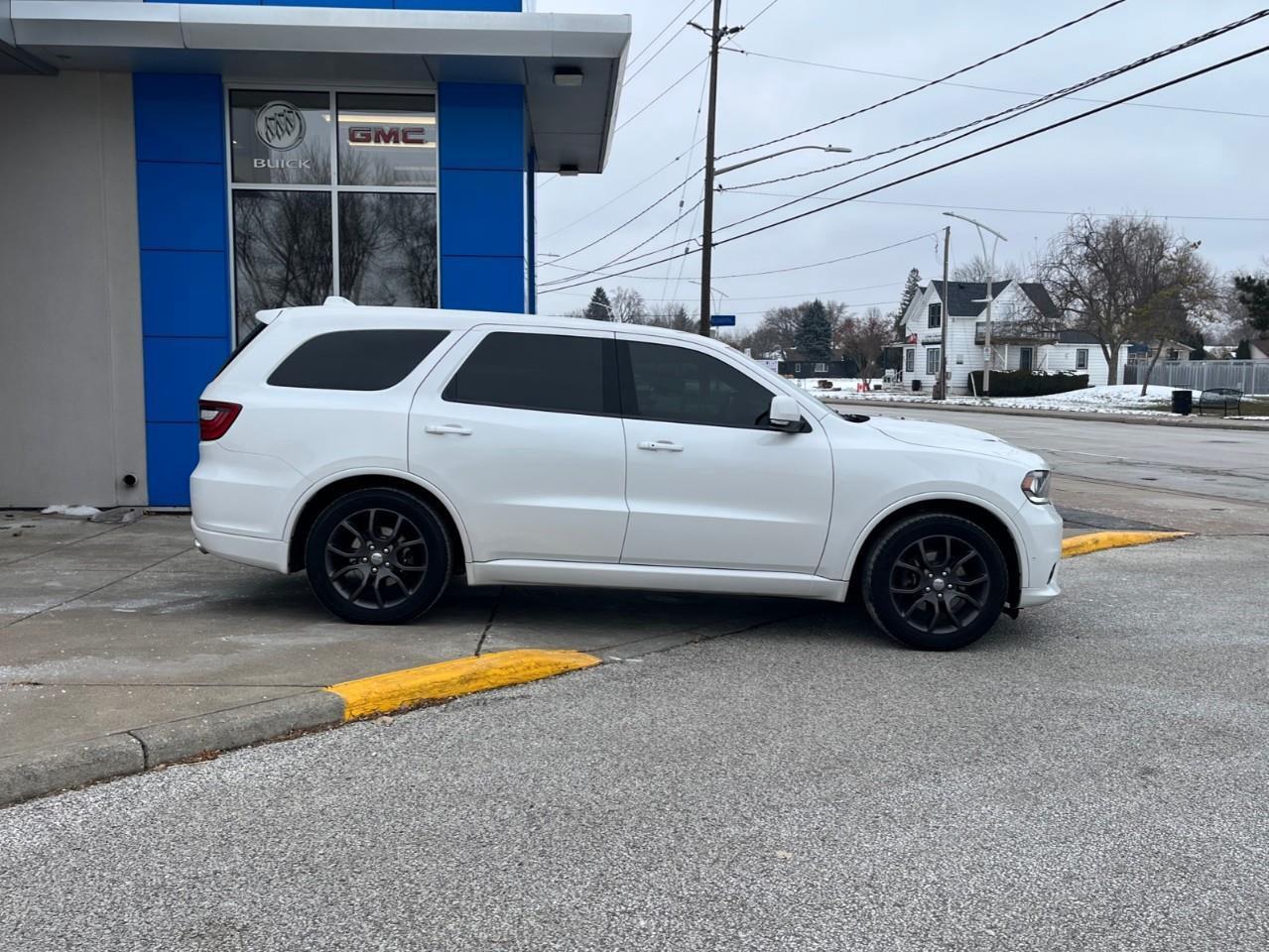 2018 Dodge Durango  Photo3
