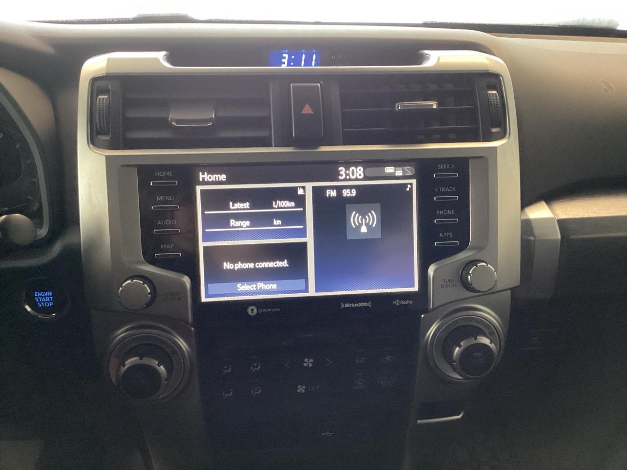 2022 Toyota 4Runner SR5 Photo