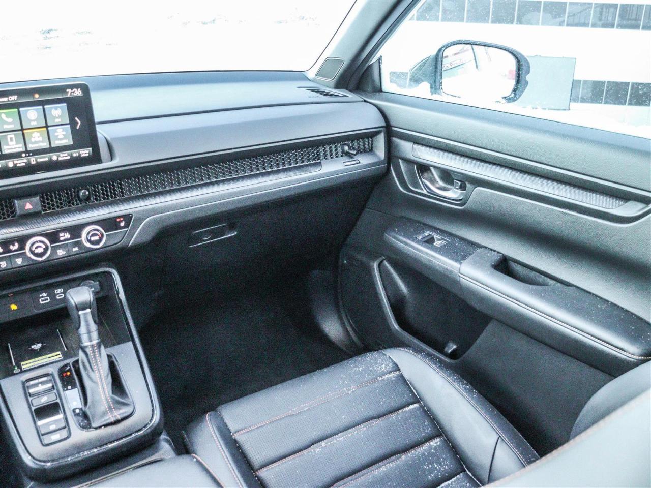 2024 Honda CR-V EX-L HYBRID AWD LEATHER Photo