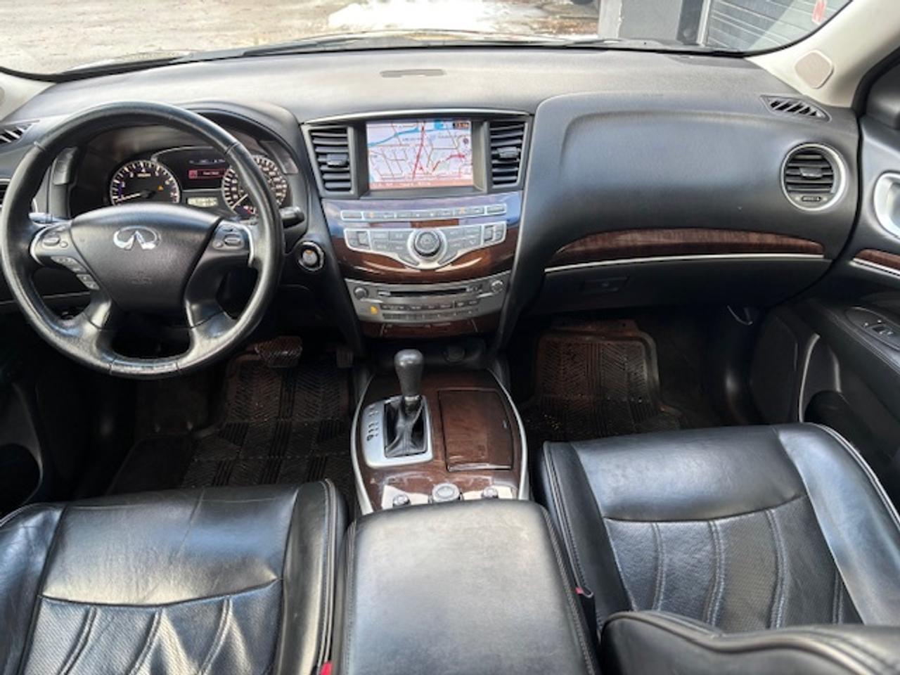 2015 Infiniti QX60 AWD, PANO ROOF, NAVIGATION, AFFORDABLE ELEGANCE!! Photo4