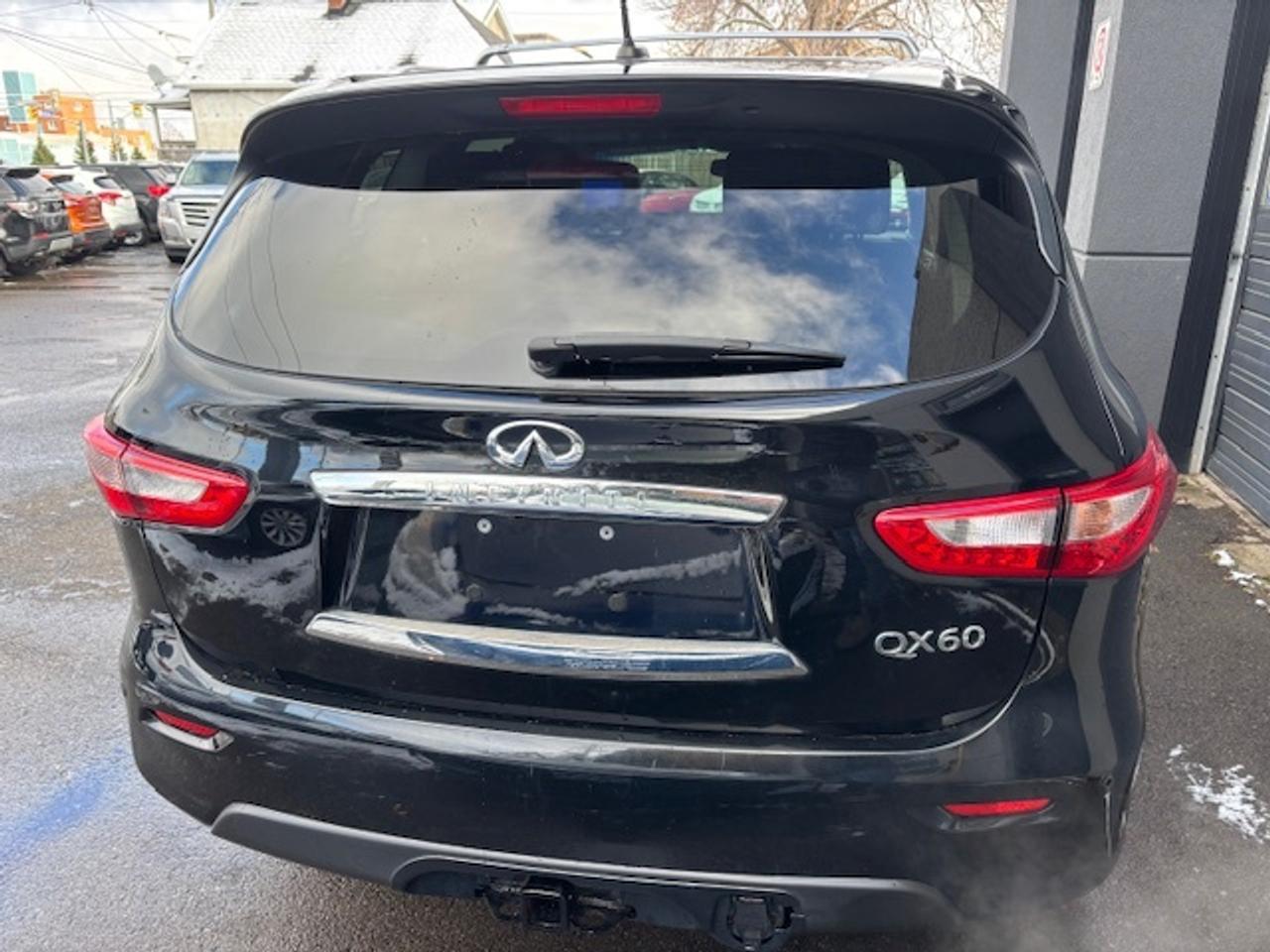 2015 Infiniti QX60 AWD, PANO ROOF, NAVIGATION, AFFORDABLE ELEGANCE!! Photo