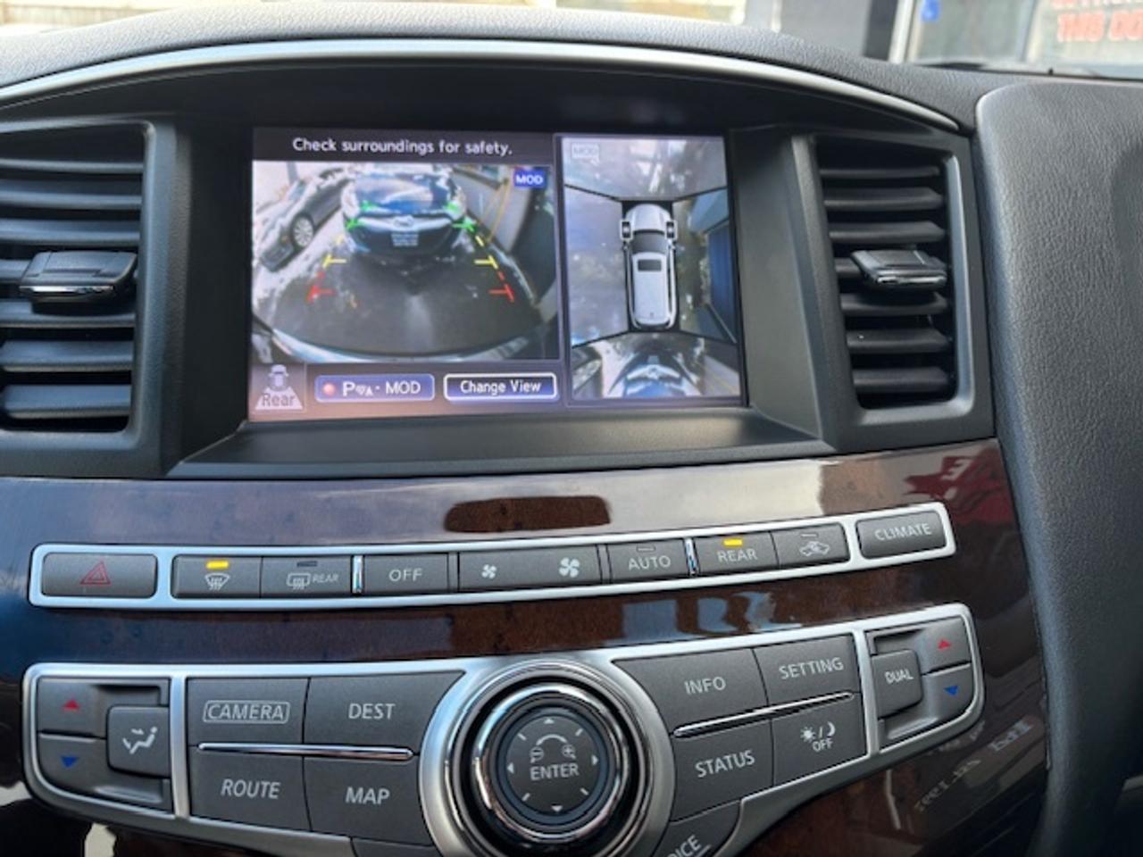 2015 Infiniti QX60 AWD, PANO ROOF, NAVIGATION, AFFORDABLE ELEGANCE!! Photo