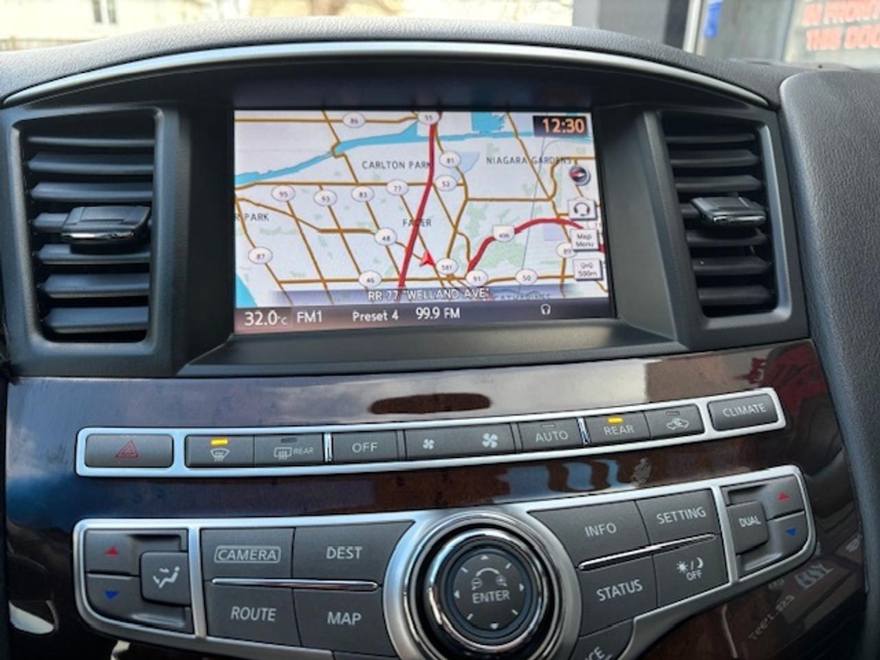 2015 Infiniti QX60 AWD, PANO ROOF, NAVIGATION, AFFORDABLE ELEGANCE!! Photo