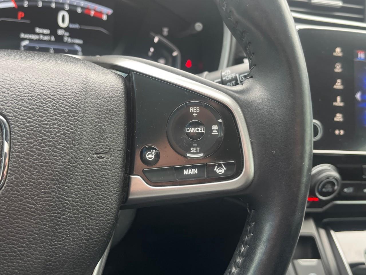 2017 Honda CR-V TOURING ALL THE TOYS NO ACCIDENTS Photo