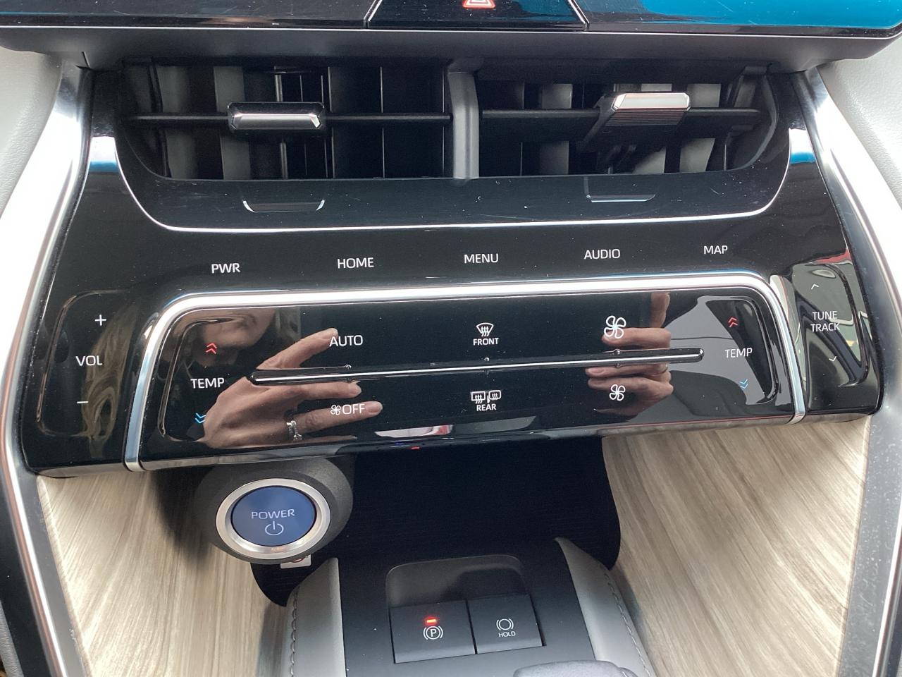 2021 Toyota Venza XLE AWD Photo