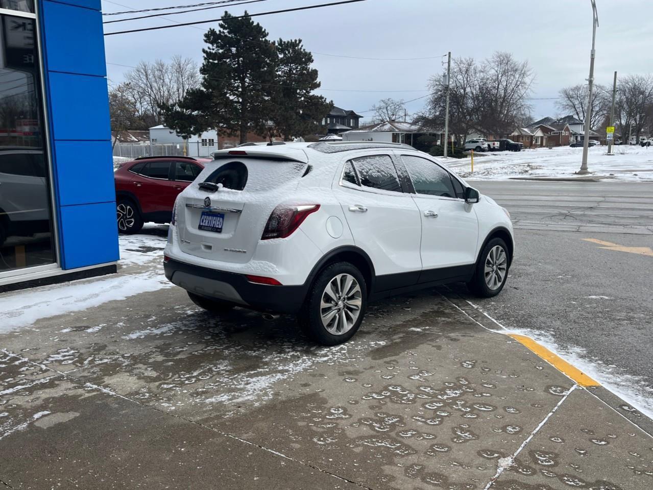 2018 Buick Encore PREFERRED SERVICED HERE/BOUGHT HERE Photo4