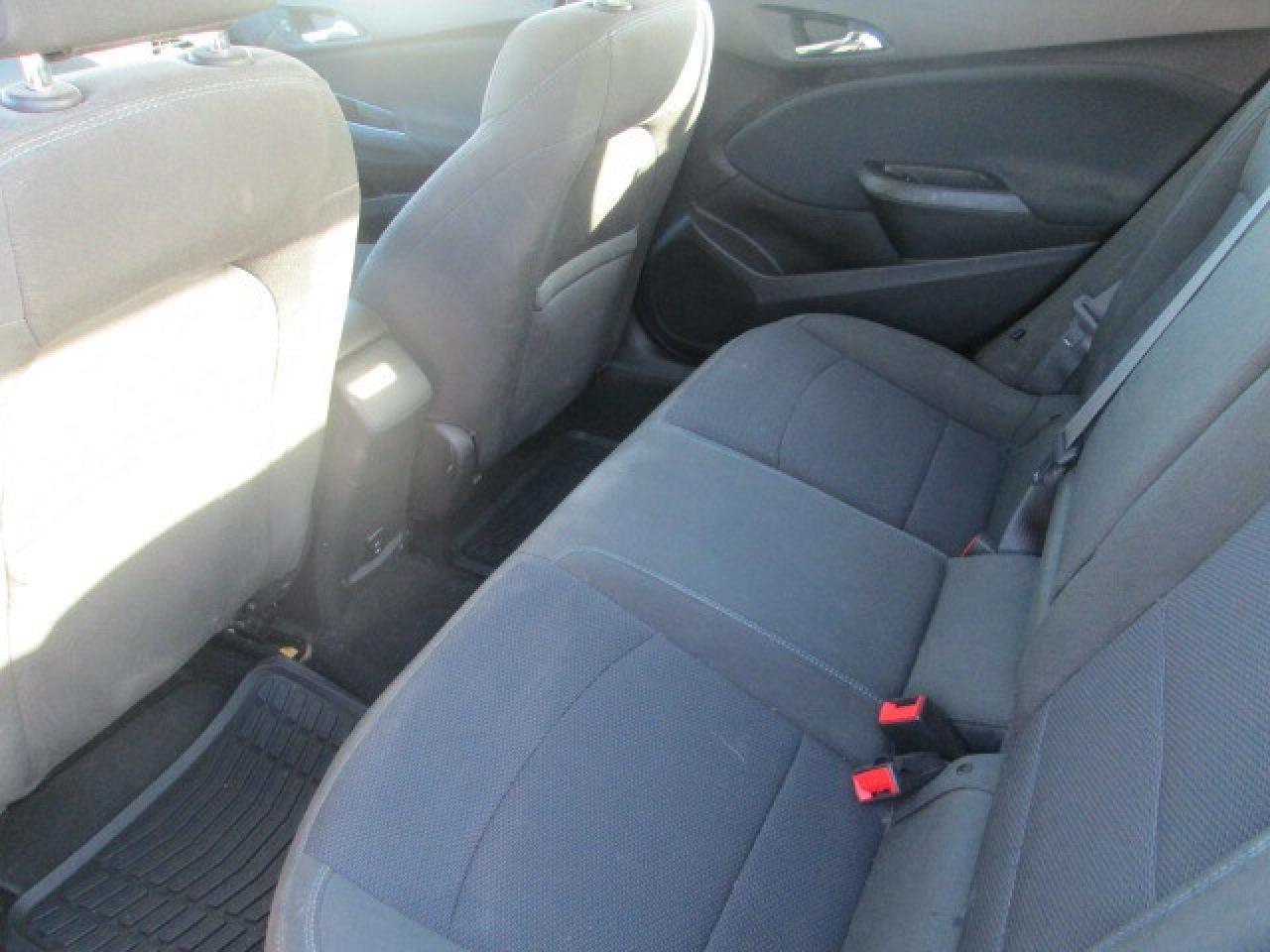 2017 Chevrolet Cruze 4dr Sdn 1.4L LT w-1SD, Local Trade, Power Group Photo