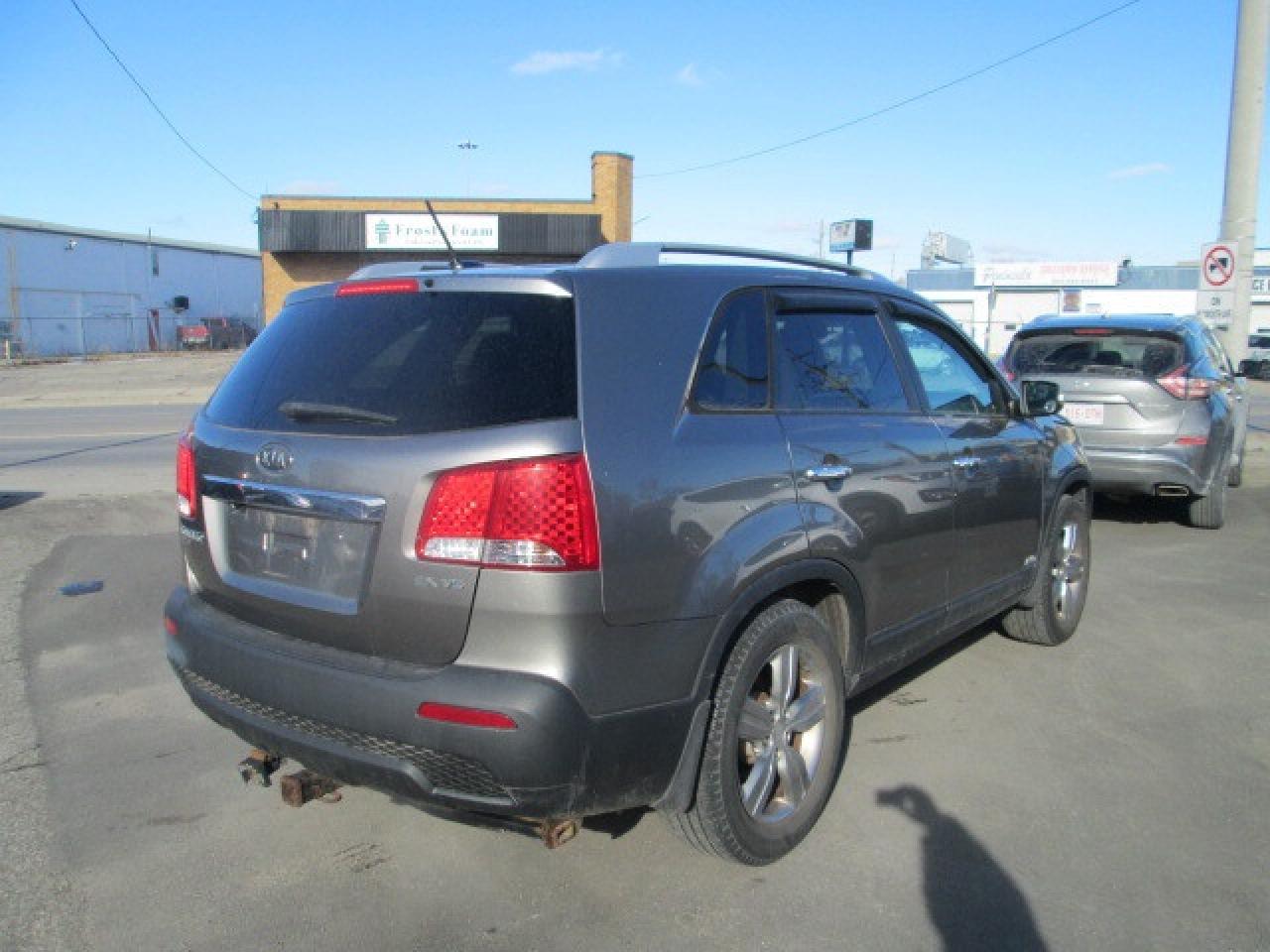 2012 Kia Sorento AWD 4dr V6 Auto EX, Leather, Heated Seats Photo