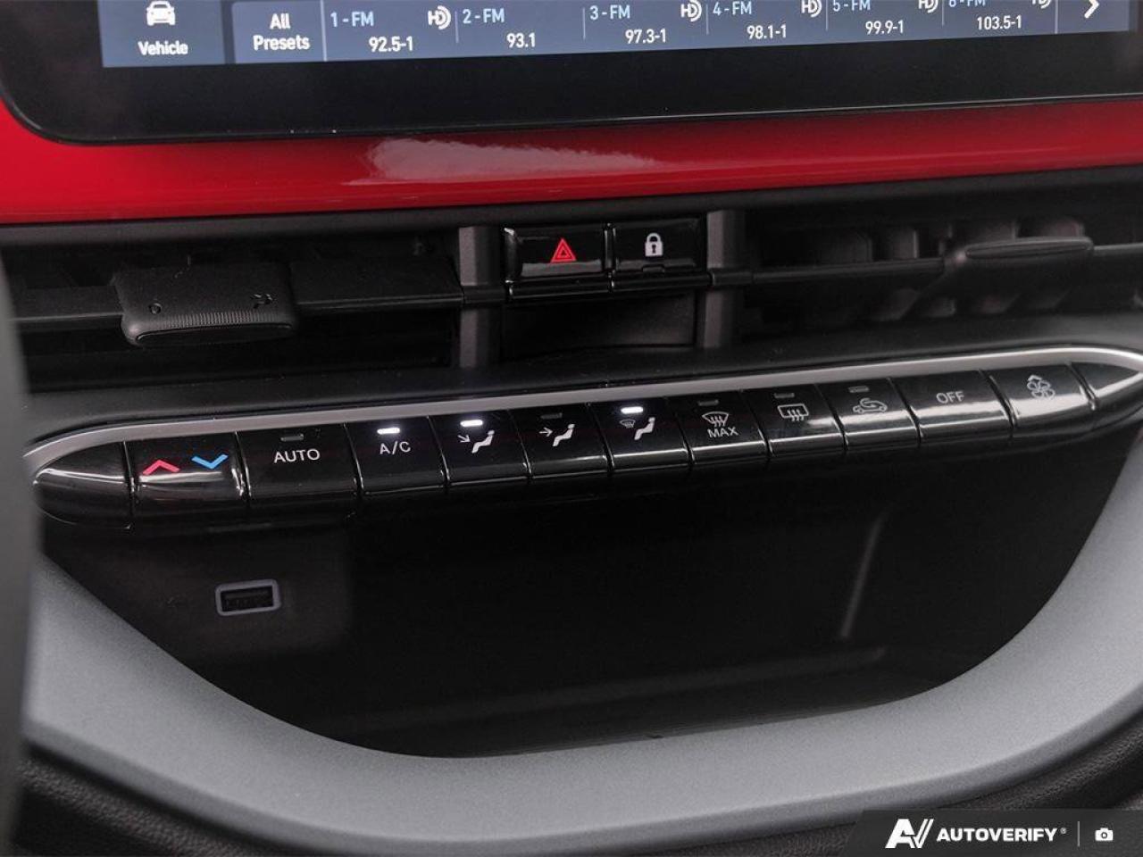 2025 Fiat 500E INSPI(RED)500E (RED), ELECTRIC, FWD, 4-PASSENGER, Photo