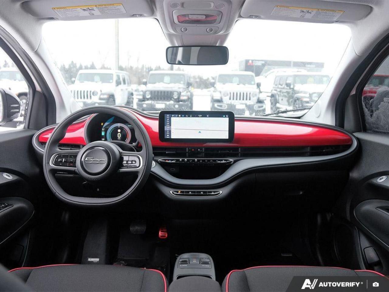 2025 Fiat 500E INSPI(RED)500E (RED), ELECTRIC, FWD, 4-PASSENGER, Photo