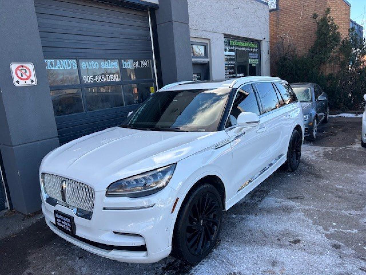 2022 Lincoln Aviator Reserve AWD, ACCIDENT FREE, NEW TIRES, ONE OWNER!! Photo0