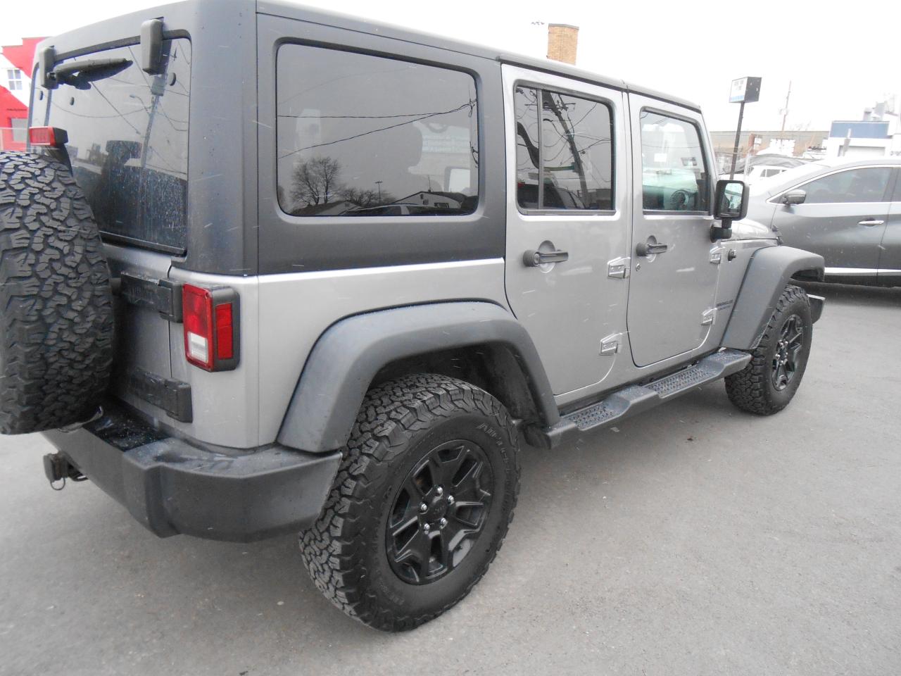 2017 Jeep WRANGLER UNLIMITED 4WD 4dr Willys Wheeler CERTIFIED PRICE Photo