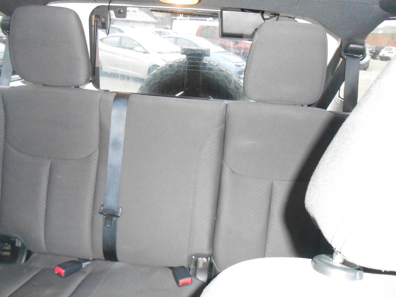 2017 Jeep WRANGLER UNLIMITED 4WD 4dr Willys Wheeler CERTIFIED PRICE Photo