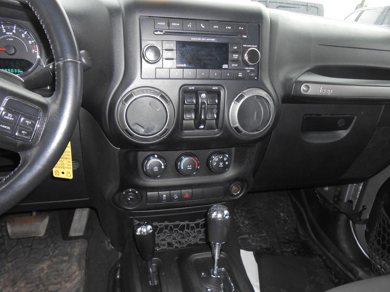 2017 Jeep WRANGLER UNLIMITED 4WD 4dr Willys Wheeler CERTIFIED PRICE Photo