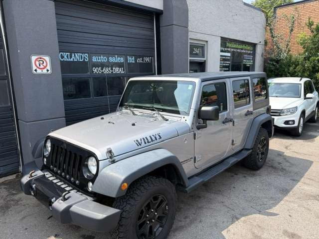 2017 Jeep Wrangler 4WD, WILLYS EDITION, GREAT CONDITION!! Photo