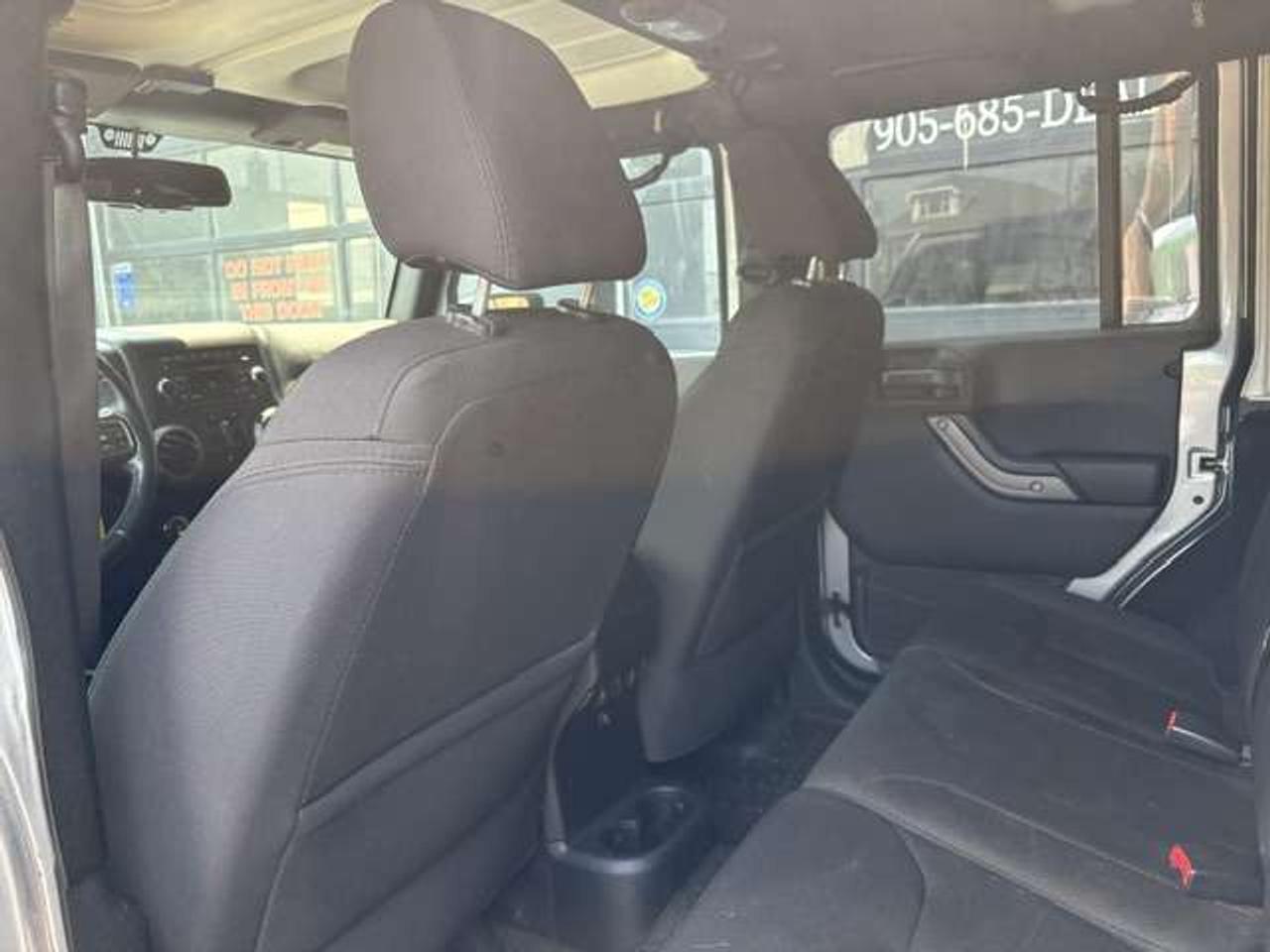 2017 Jeep Wrangler 4WD, WILLYS EDITION, GREAT CONDITION!! Photo