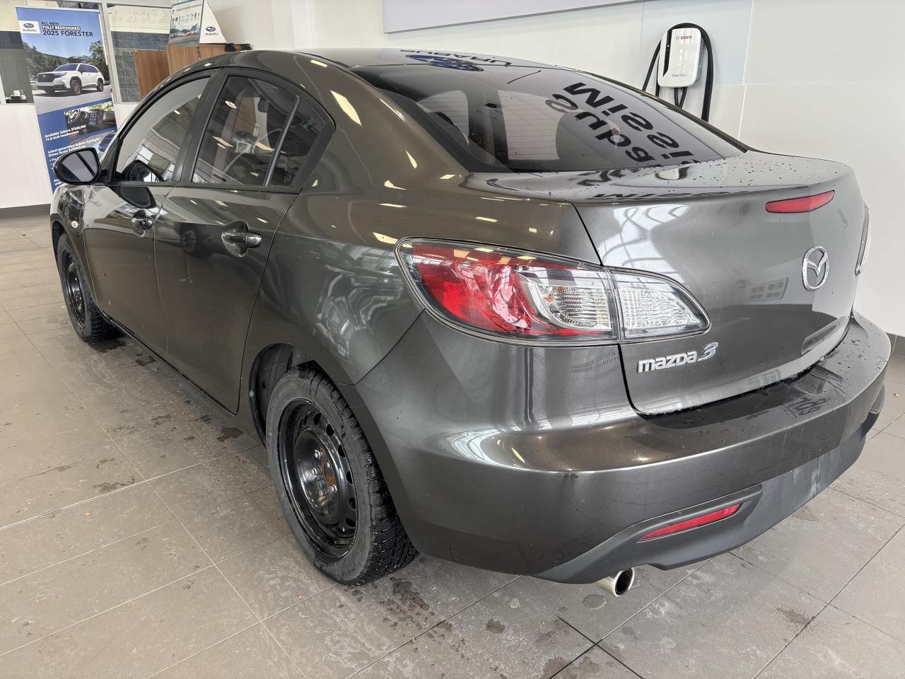 2010 Mazda MAZDA3 GX   2 SETS OF TIRES/RIMS   SOLD ASIS   BLUETOOTH! Photo4