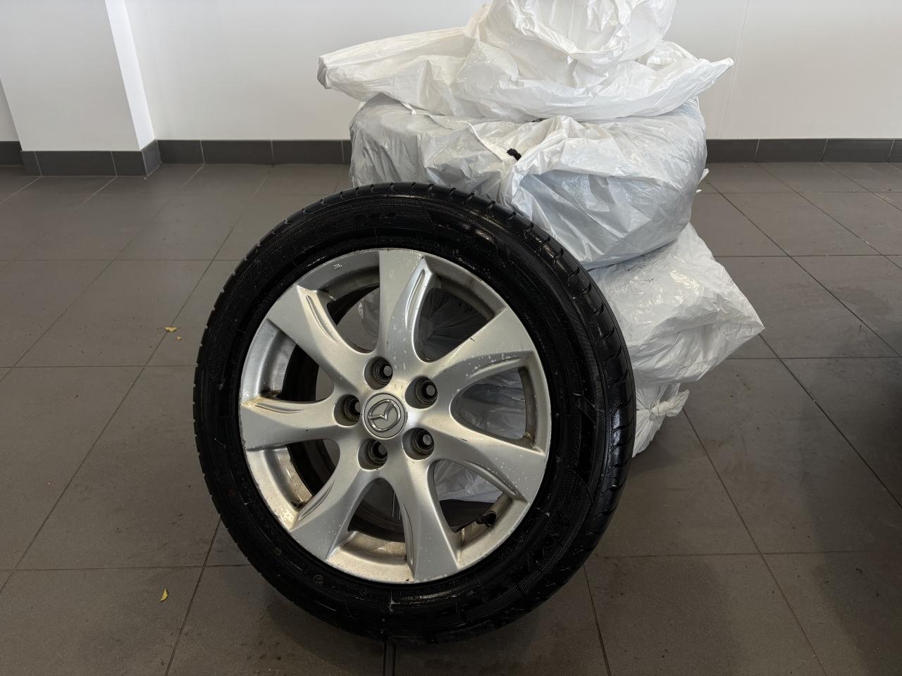 2010 Mazda MAZDA3 GX   2 SETS OF TIRES/RIMS   SOLD ASIS   BLUETOOTH! Photo