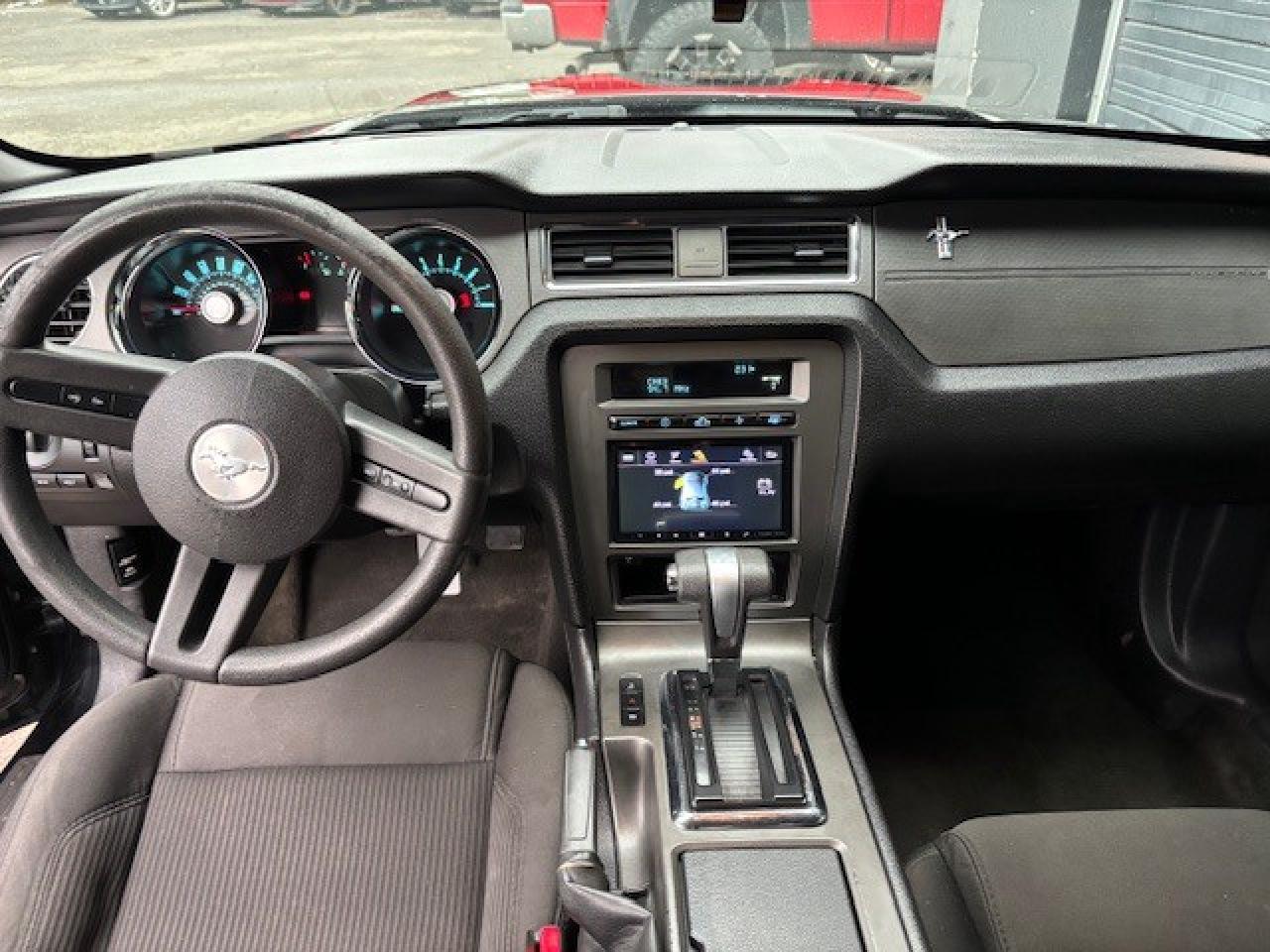 2012 Ford Mustang 2dr Cpe V6, AUTOMATIC, KEYLESS ENTRY, RUNS GREAT!! Photo