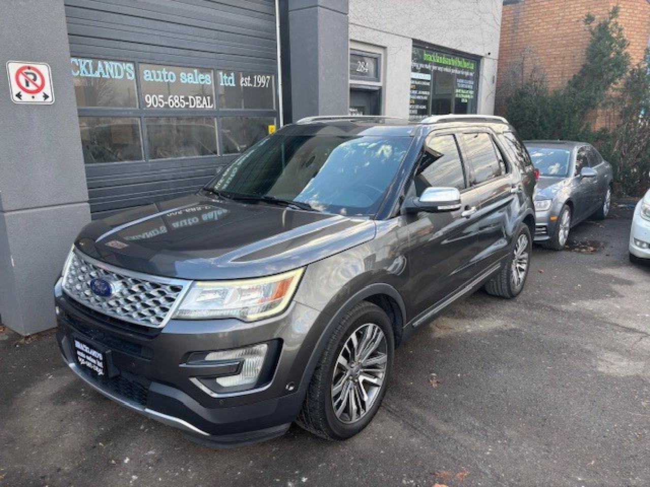 2017 Ford Explorer 4WD Platinum, ONE OWNER, NAVIGATION, PANO ROOF!! Photo0