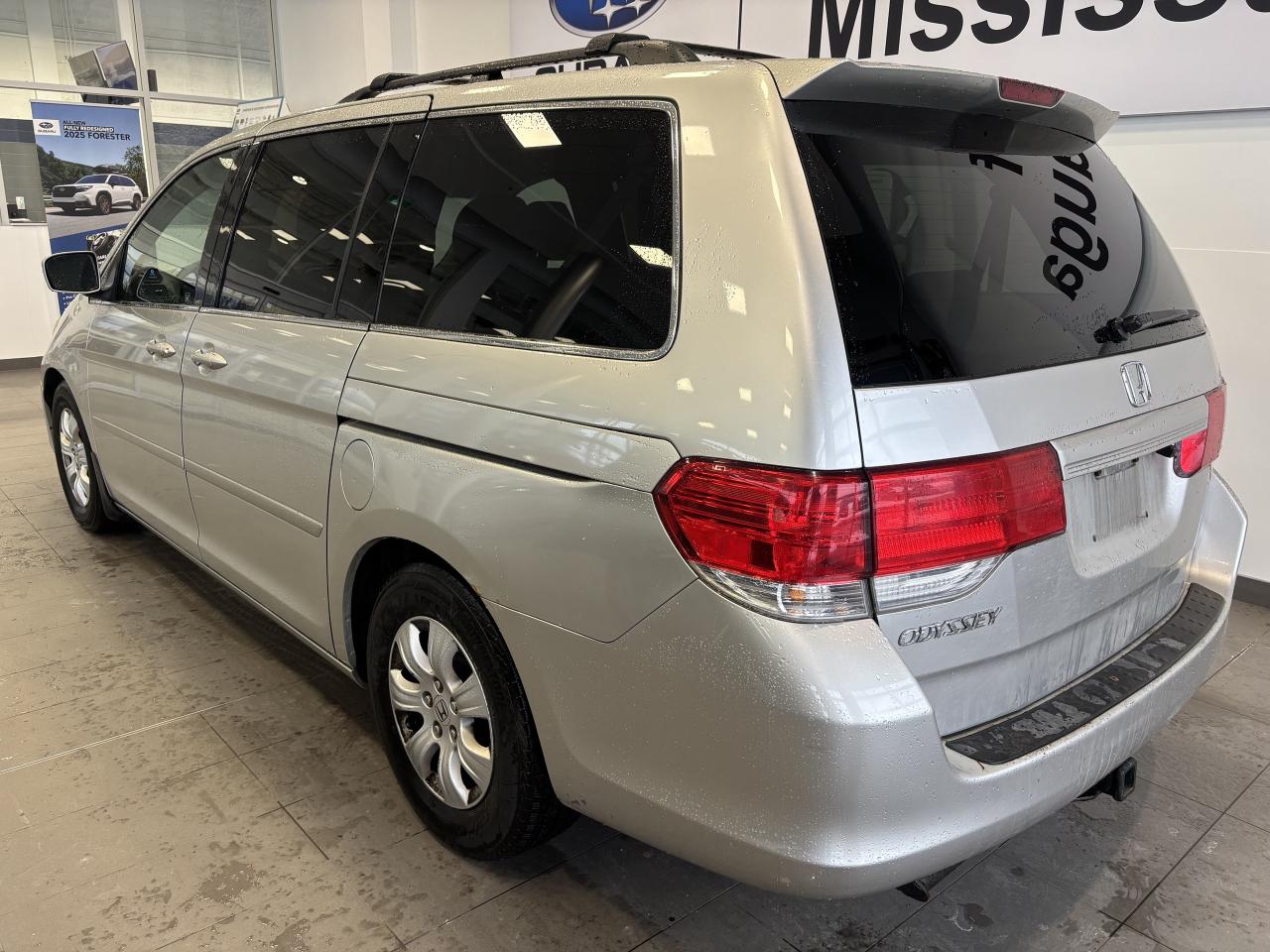 2009 Honda Odyssey EX  2 SETS OF TIRES/RIMS   SOLD ASIS  CLEAN CARFAX Photo