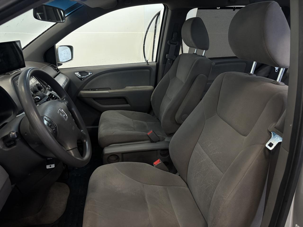 2009 Honda Odyssey EX  2 SETS OF TIRES/RIMS   SOLD ASIS  CLEAN CARFAX Photo