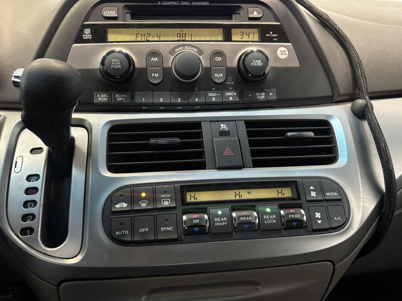 2009 Honda Odyssey EX  2 SETS OF TIRES/RIMS   SOLD ASIS  CLEAN CARFAX Photo